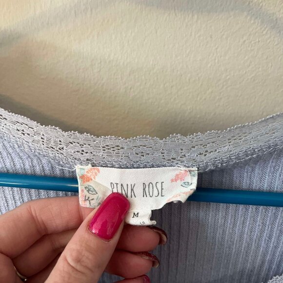 Pink Rose Cropped Top Size Medium - Picture 6 of 6